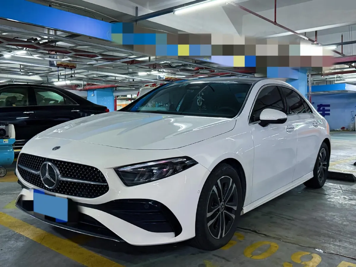 2023 Mercedes-Benz A Class 1.3T 163HP L4 7DCT,autocango,china used car exporter,china ev exporter,chinese used car exporter,chinese used ev exporter