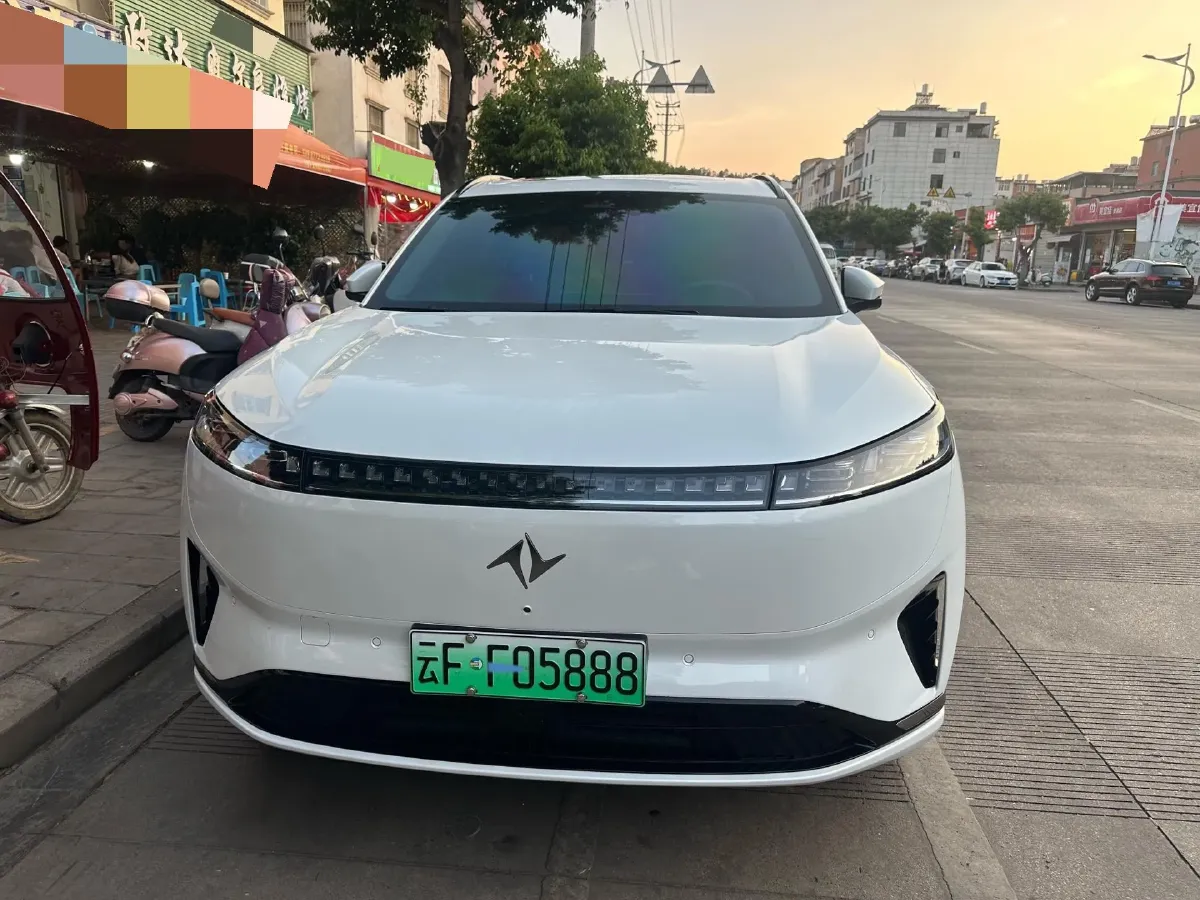 2025 DongFeng eπ eπ008 1.5T 147HP L4 REEV 34.32KWH,autocango,china used car exporter,china ev exporter,chinese used car exporter,chinese used ev exporter