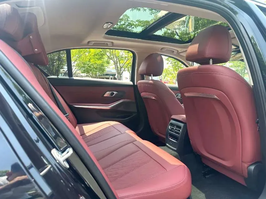 2025 BMW 3 Series 2.0T 184HP L4 8AT,autocango,china used car exporter,china ev exporter,chinese used car exporter,chinese used ev exporter