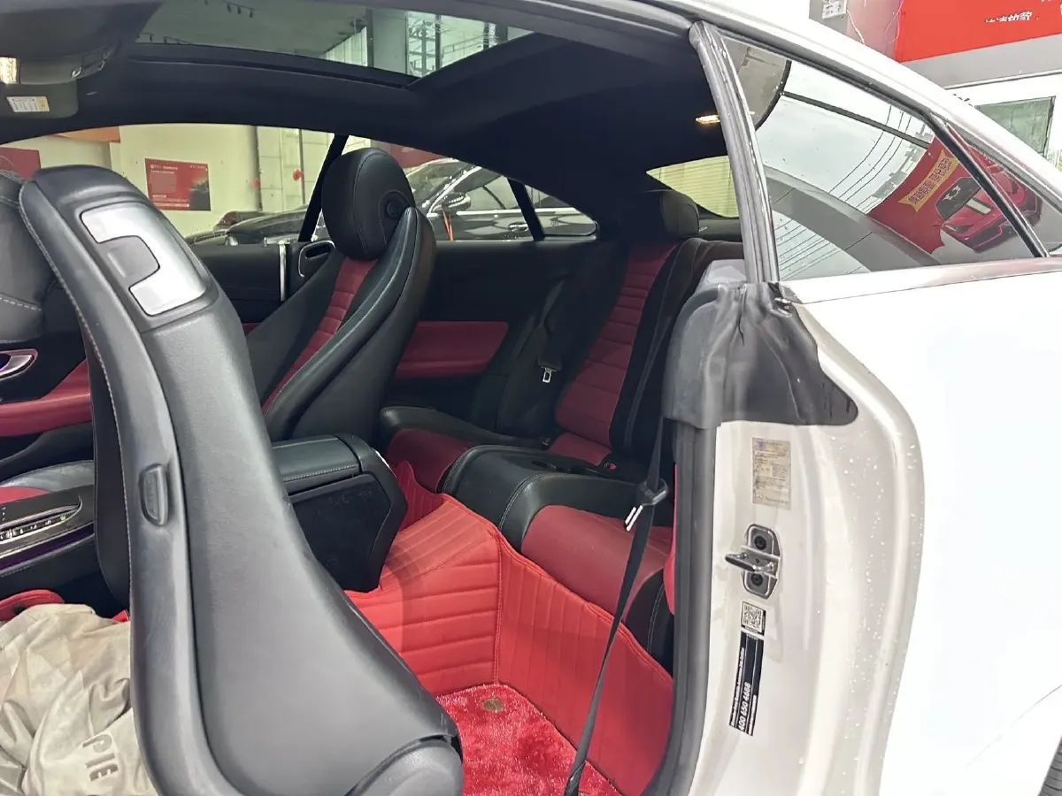 2020 Mercedes-Benz E Class 1.5T 184HP L4 9AT,autocango,china used car exporter,china ev exporter,chinese used car exporter,chinese used ev exporter