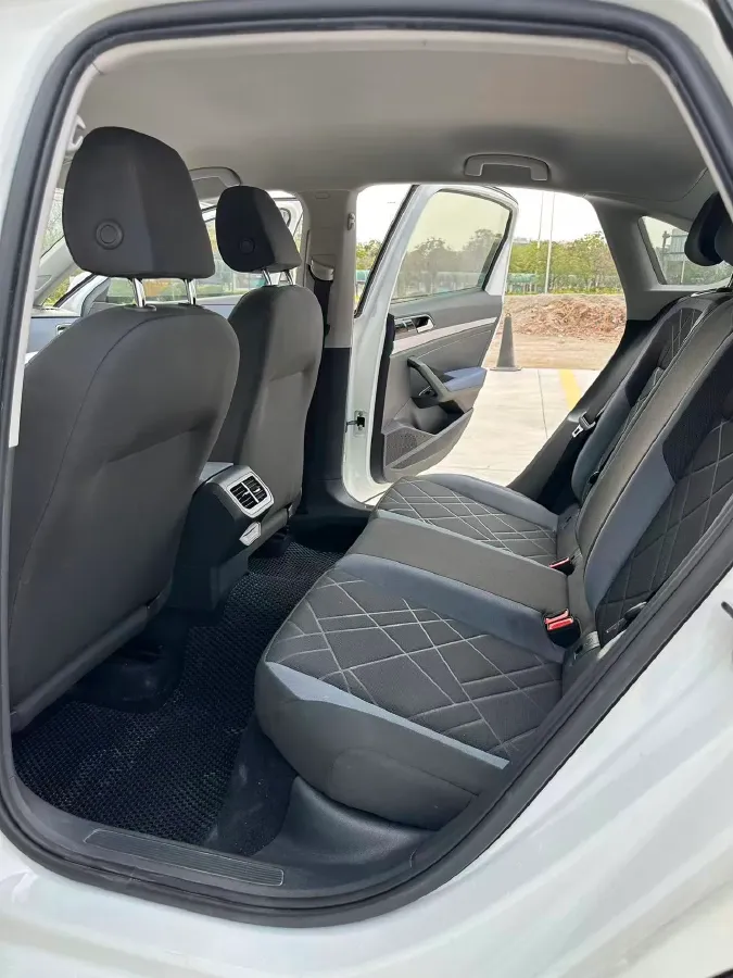 2023 Volkswagen Lavida 1.5L 113HP L4 6AT,autocango,china used car exporter,china ev exporter,chinese used car exporter,chinese used ev exporter