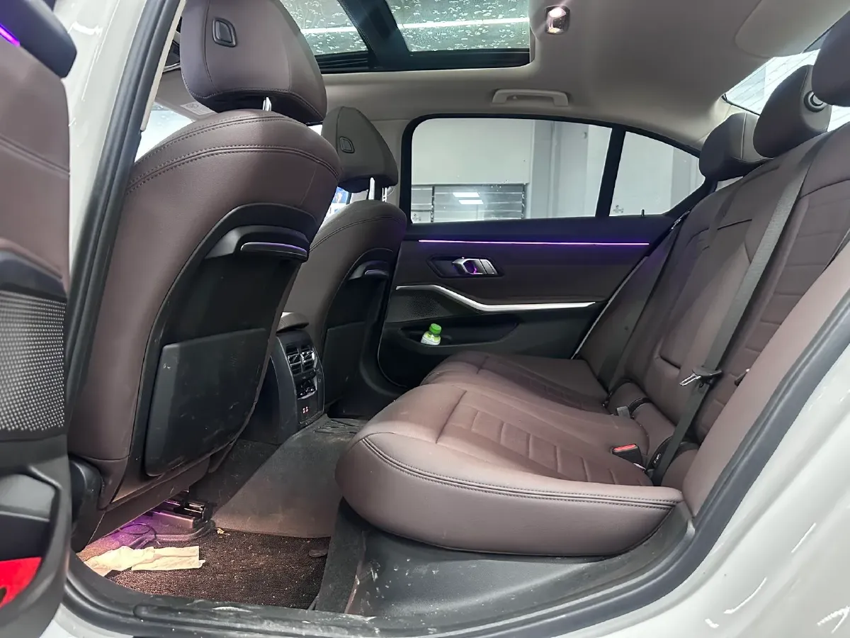 2020 BMW 3 Series 2.0T 156HP L4 8AT,autocango,china used car exporter,china ev exporter,chinese used car exporter,chinese used ev exporter