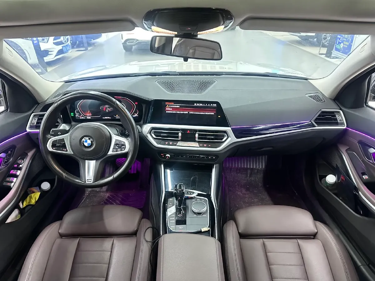 2020 BMW 3 Series 2.0T 156HP L4 8AT,autocango,china used car exporter,china ev exporter,chinese used car exporter,chinese used ev exporter