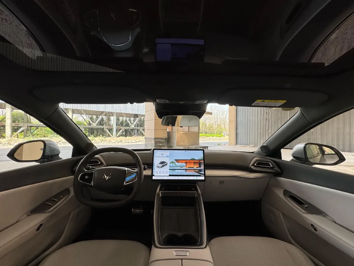 2024 ARCFOX αT5 BEV 79.2KWH,autocango,china used car exporter,china ev exporter,chinese used car exporter,chinese used ev exporter