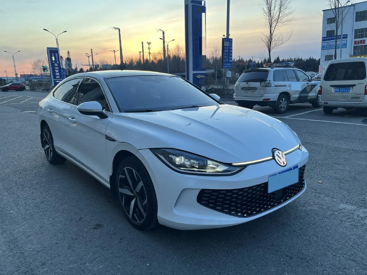 2022 Exceed TXL 2.0T 261HP L4 7DCT,autocango,china used car exporter,china ev exporter,chinese used car exporter,chinese used ev exporter