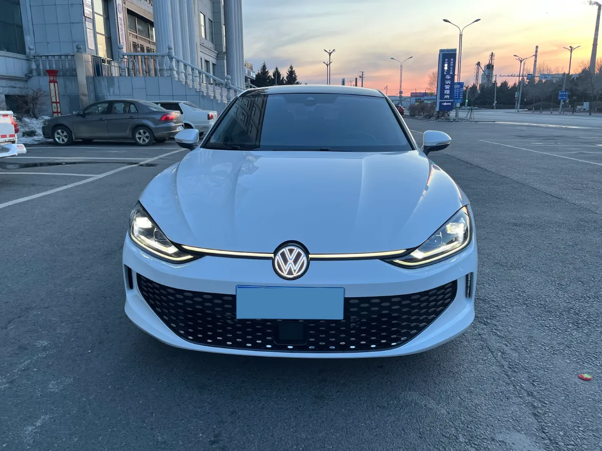 2022 Exceed TXL 2.0T 261HP L4 7DCT,autocango,china used car exporter,china ev exporter,chinese used car exporter,chinese used ev exporter