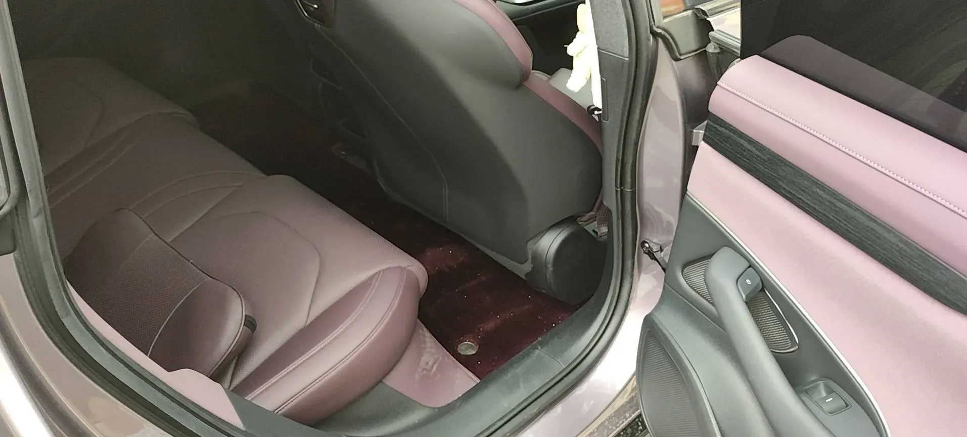 2024 MI SU7 BEV 94.3KWH,autocango,china used car exporter,china ev exporter,chinese used car exporter,chinese used ev exporter