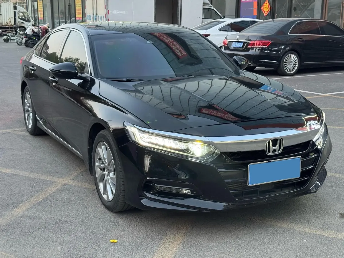 2018 Honda Accord 1.5T 194HP L4 CVT,autocango,china used car exporter,china ev exporter,chinese used car exporter,chinese used ev exporter