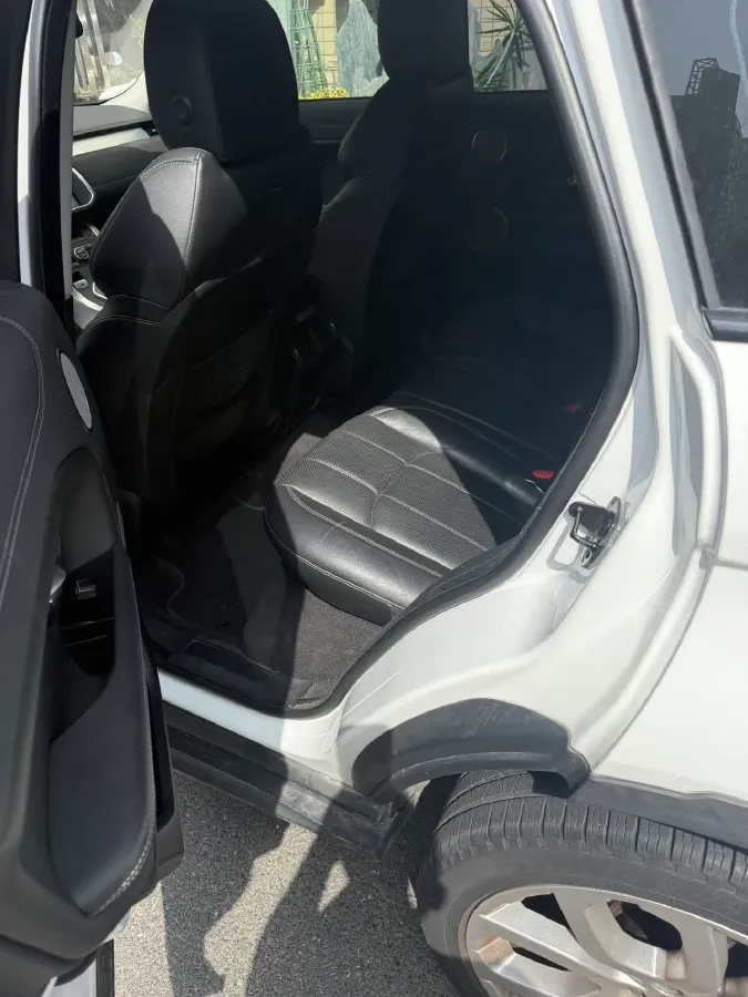 2018 Jaguar F-PACE 2.0T 250HP L4 8AT,autocango,china used car exporter,china ev exporter,chinese used car exporter,chinese used ev exporter