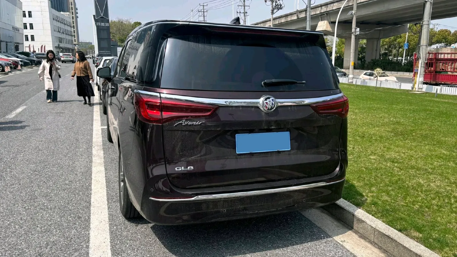 2020 Buick GL8 2.0T 237HP L4 9AT,autocango,china used car exporter,china ev exporter,chinese used car exporter,chinese used ev exporter