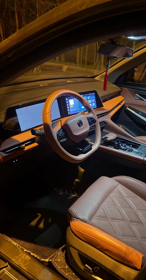 2023 ChangAn CS75 Plus 1.5T 188HP L4 8AT,autocango,china used car exporter,china ev exporter,chinese used car exporter,chinese used ev exporter