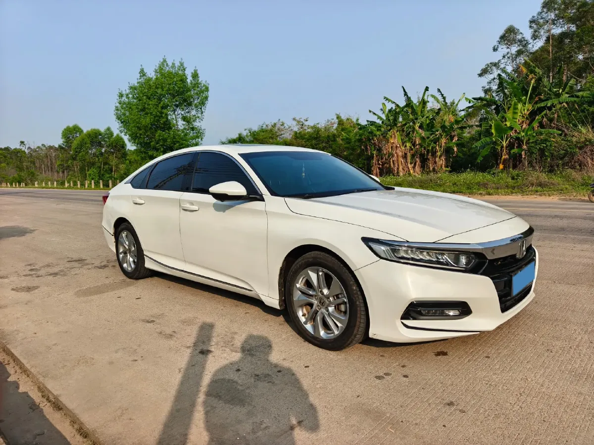 2018 Honda Accord 1.5T 194HP L4 CVT,autocango,china used car exporter,china ev exporter,chinese used car exporter,chinese used ev exporter