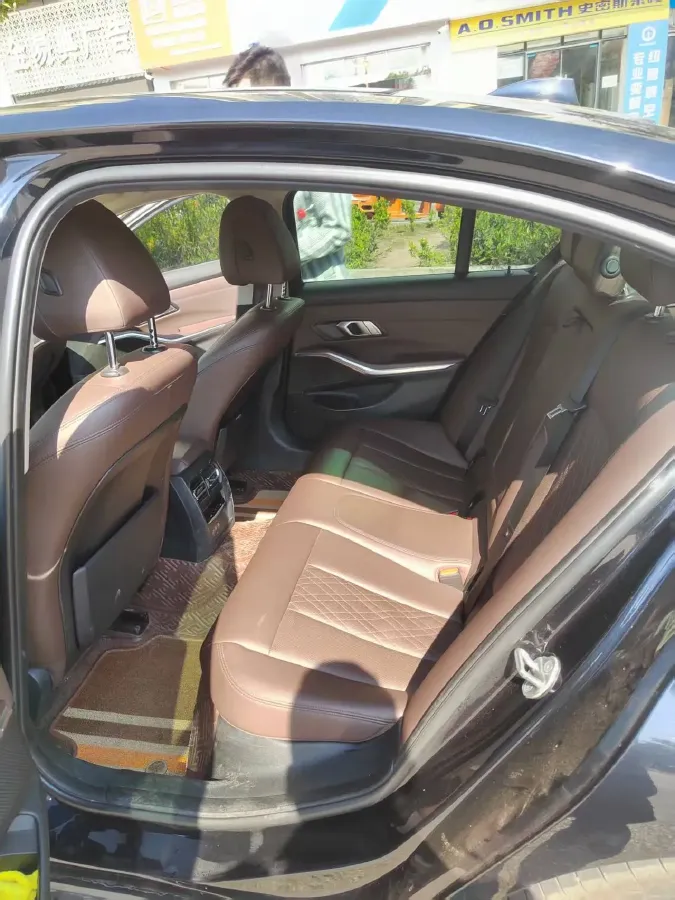 2022 BMW 3 Series 2.0T 184HP L4 8AT,autocango,china used car exporter,china ev exporter,chinese used car exporter,chinese used ev exporter