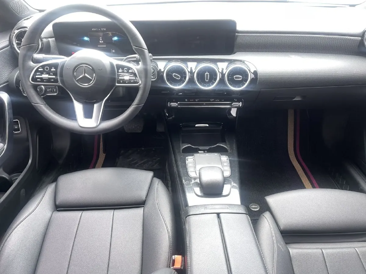 2021 Mercedes-Benz A Class 1.3T 136HP L4 7DCT,autocango,china used car exporter,china ev exporter,chinese used car exporter,chinese used ev exporter