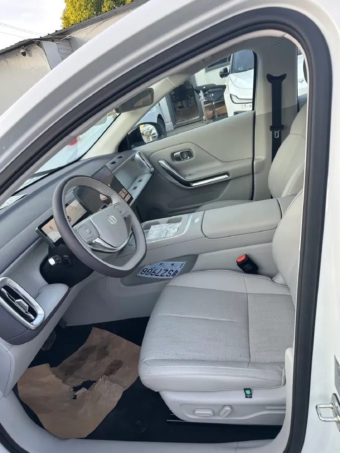 2025 Leapmotor B01 BEV,autocango,china used car exporter,china ev exporter,chinese used car exporter,chinese used ev exporter