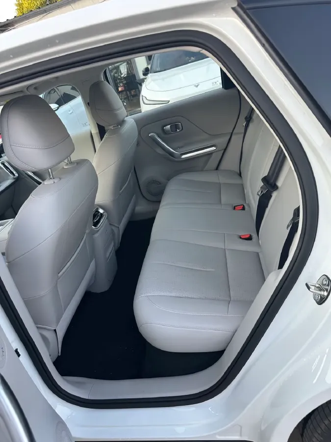 2025 Leapmotor B01 BEV,autocango,china used car exporter,china ev exporter,chinese used car exporter,chinese used ev exporter