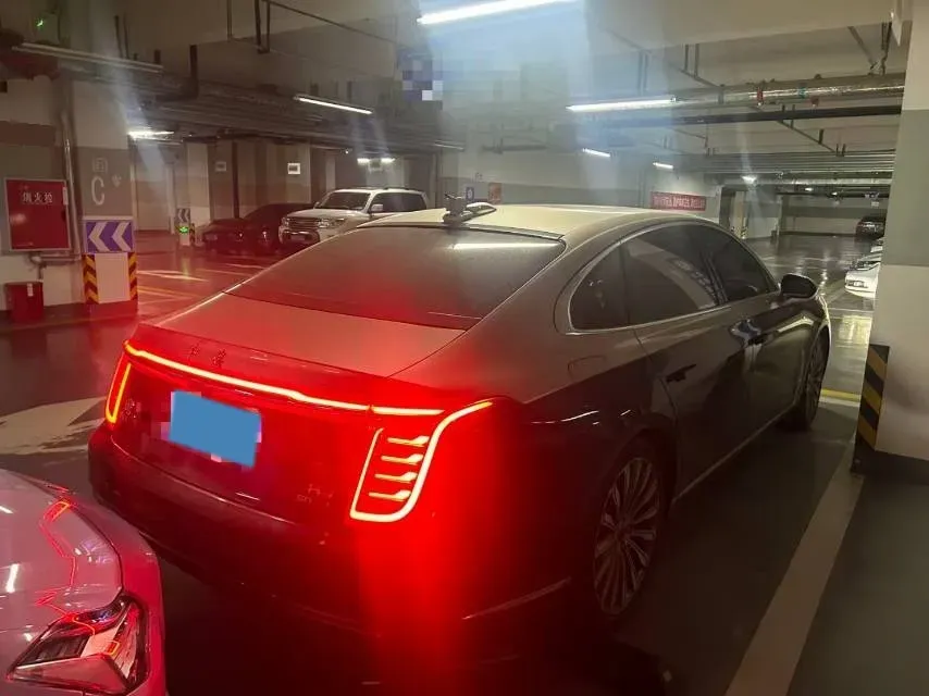 2022 HongQi H9 3.0T 283HP V6 7DCT,autocango,china used car exporter,china ev exporter,chinese used car exporter,chinese used ev exporter