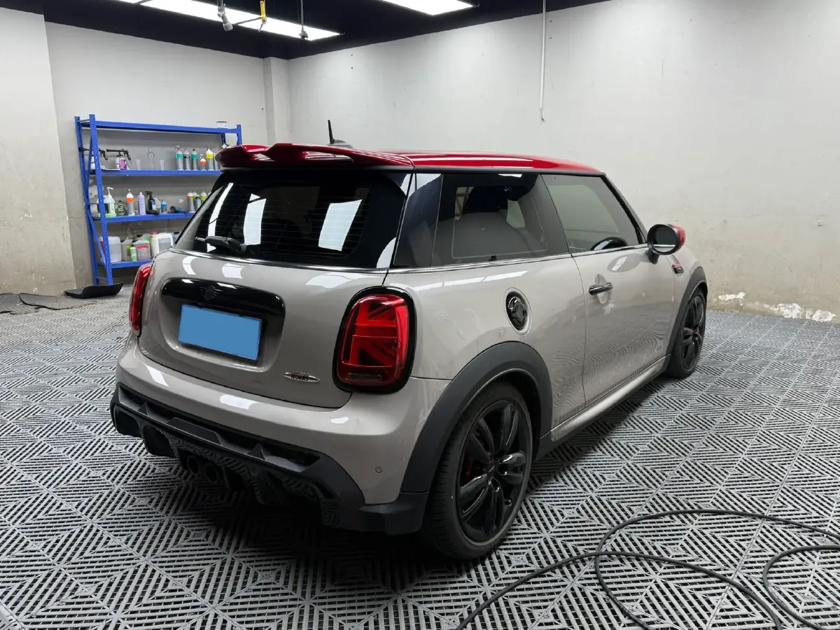 2022 MINI JCW 2.0T 231HP L4 8AT,autocango,china used car exporter,china ev exporter,chinese used car exporter,chinese used ev exporter