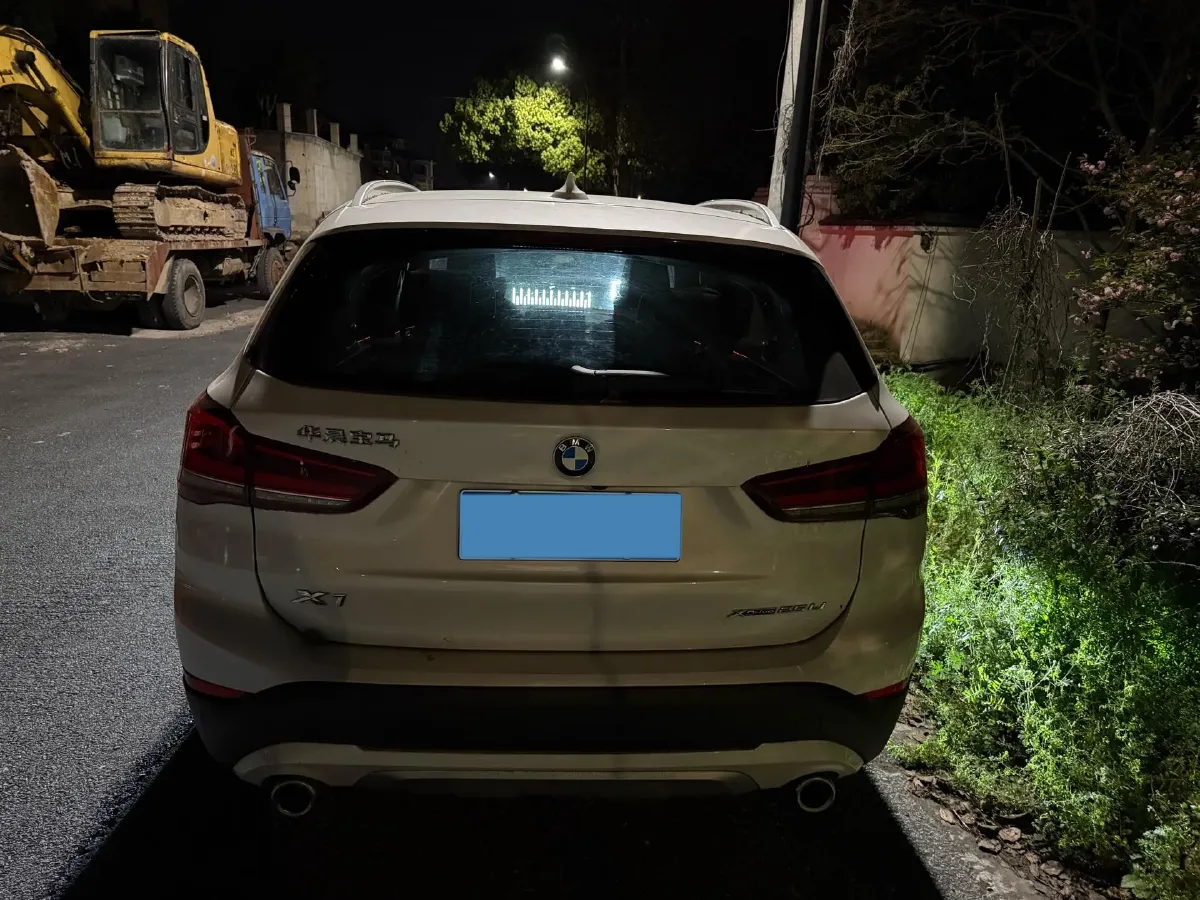 2021 BMW X1 2.0T 192HP L4 8AT,autocango,china used car exporter,china ev exporter,chinese used car exporter,chinese used ev exporter