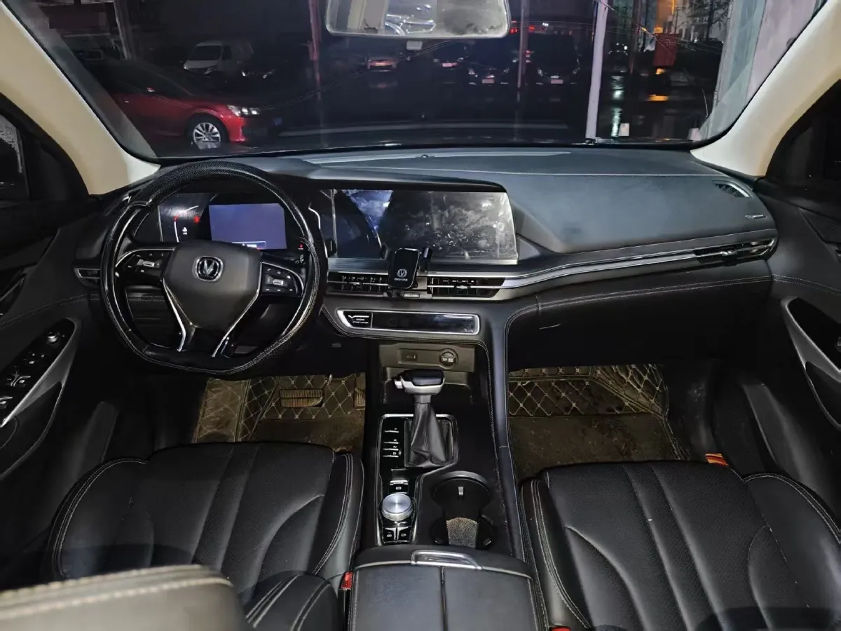 2020 ChangAn CS75 Plus 1.5T 178HP L4 6AT,autocango,china used car exporter,china ev exporter,chinese used car exporter,chinese used ev exporter