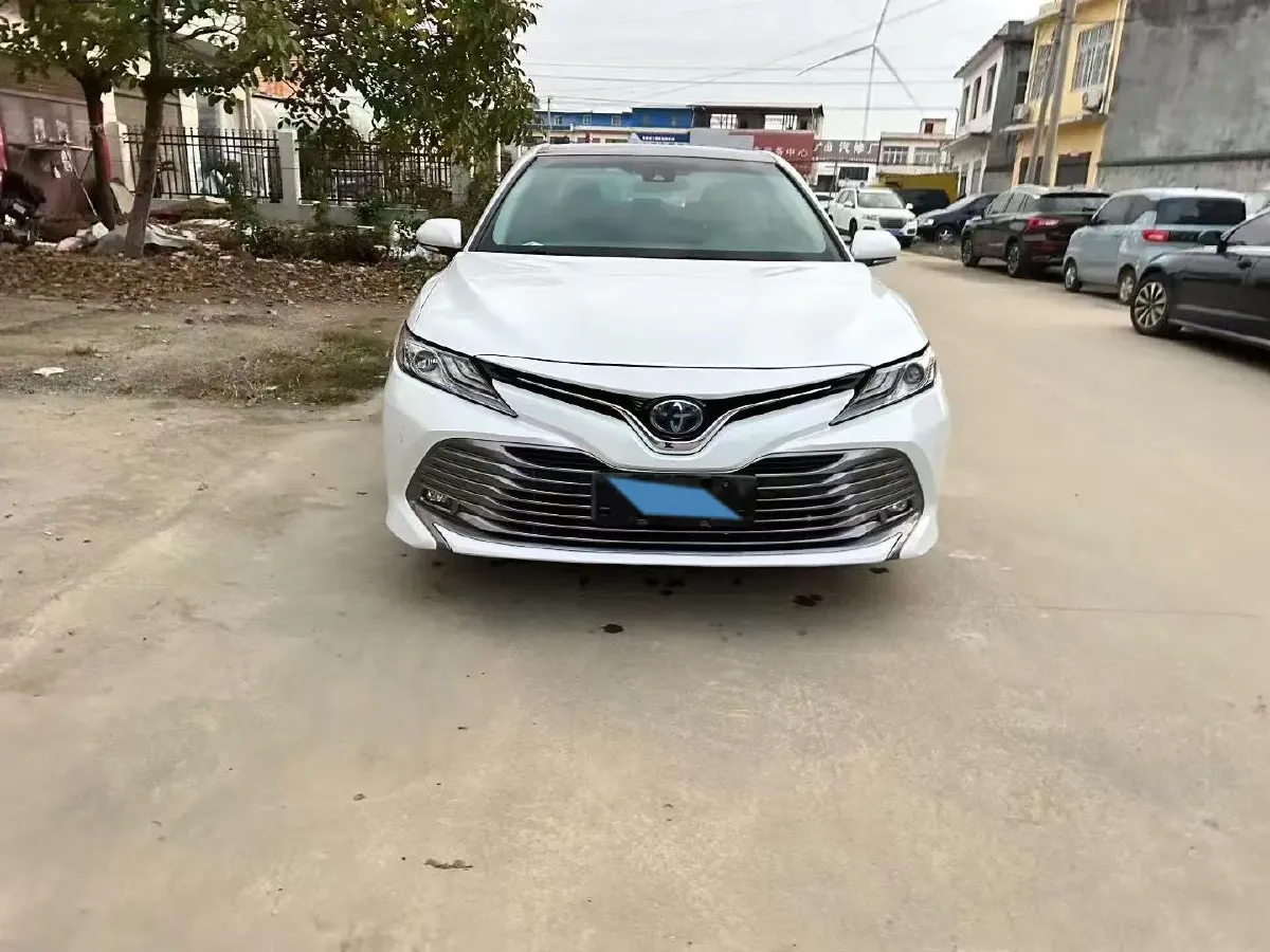 2019 Toyota Camry 2.5L 178HP L4 E-CVT Hybrid,autocango,china used car exporter,china ev exporter,chinese used car exporter,chinese used ev exporter