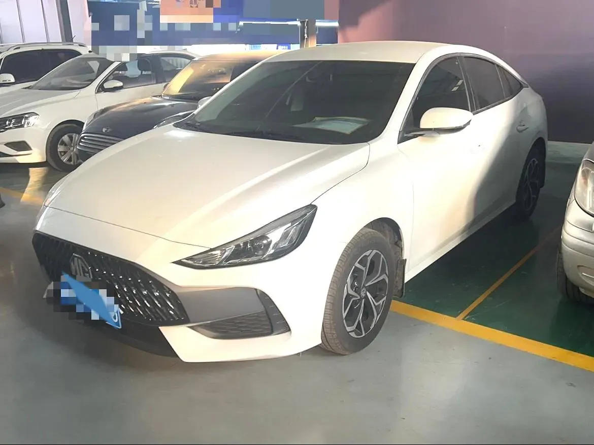 2023 MG 5 1.5L 129HP L4 5MT,autocango,china used car exporter,china ev exporter,chinese used car exporter,chinese used ev exporter