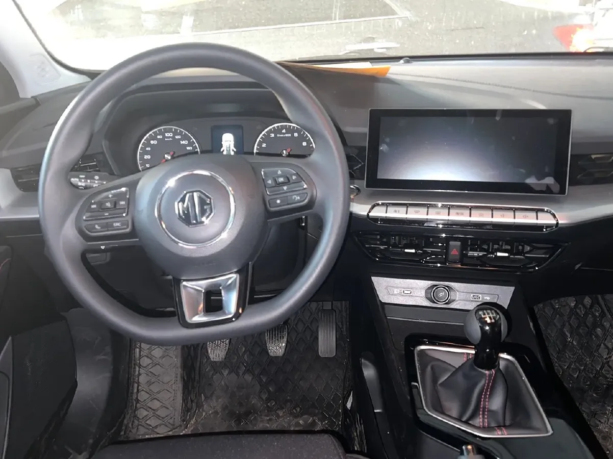 2023 MG 5 1.5L 129HP L4 5MT,autocango,china used car exporter,china ev exporter,chinese used car exporter,chinese used ev exporter