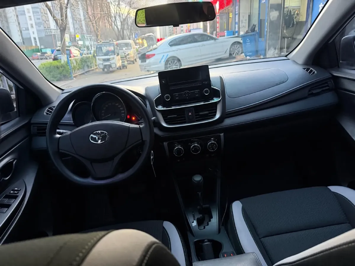2020 Toyota Yaris L 1.5L 110HP L4 CVT,autocango,china used car exporter,china ev exporter,chinese used car exporter,chinese used ev exporter