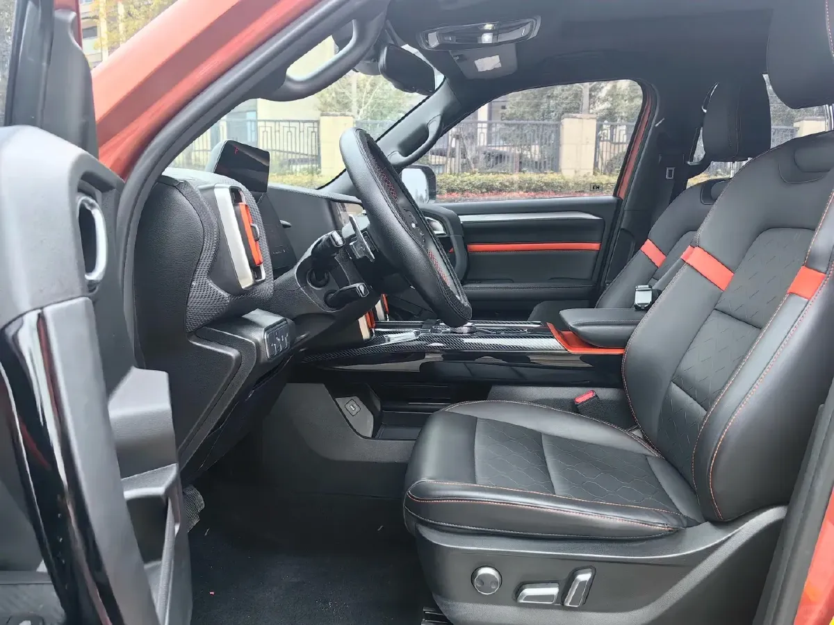 2022 Haval Dargo 1.5T 184HP L4 7DCT,autocango,china used car exporter,china ev exporter,chinese used car exporter,chinese used ev exporter