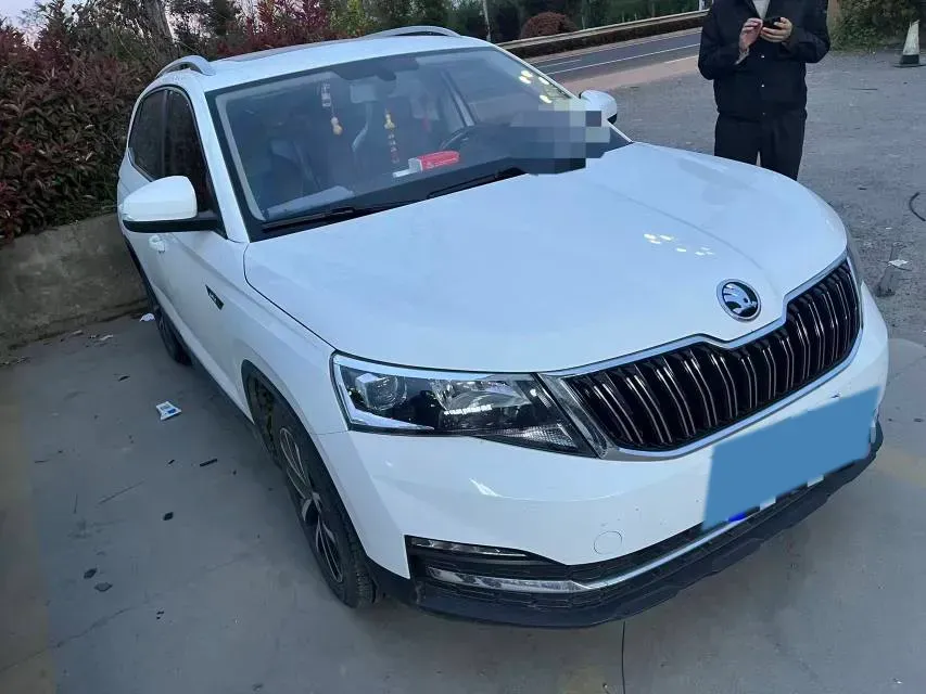 2022 Skoda Kamiq 1.5L 112HP L4 6AT,autocango,china used car exporter,china ev exporter,chinese used car exporter,chinese used ev exporter
