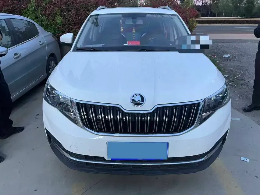 2022 Skoda Kamiq 1.5L 112HP L4 6AT,autocango,china used car exporter,china ev exporter,chinese used car exporter,chinese used ev exporter