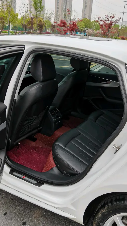 2019 Audi A4L 2.0T 190HP L4 7DCT,autocango,china used car exporter,china ev exporter,chinese used car exporter,chinese used ev exporter