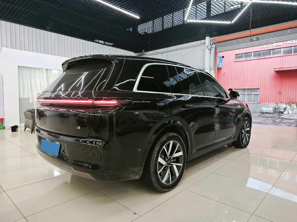 2023 Li L8 Range Extended 154HP REEV 40.9KWH,autocango,china used car exporter,china ev exporter,chinese used car exporter,chinese used ev exporter