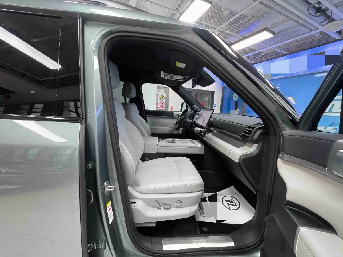 2025 FangChengBao Tai 7 1.5T 156HP L4 E-CVT PHEV,autocango,china used car exporter,china ev exporter,chinese used car exporter,chinese used ev exporter