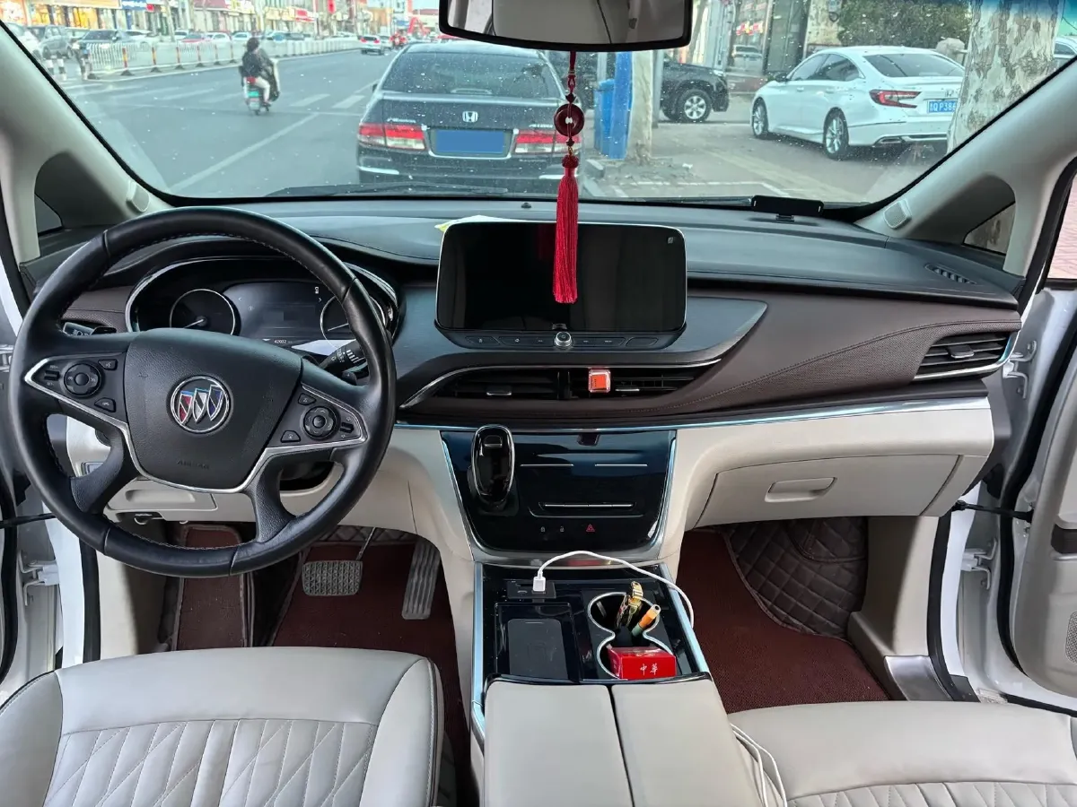 2022 Buick GL8 2.0T 237HP L4 9AT,autocango,china used car exporter,china ev exporter,chinese used car exporter,chinese used ev exporter