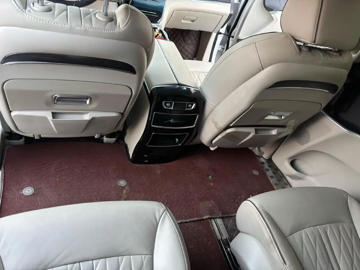 2022 Buick GL8 2.0T 237HP L4 9AT,autocango,china used car exporter,china ev exporter,chinese used car exporter,chinese used ev exporter