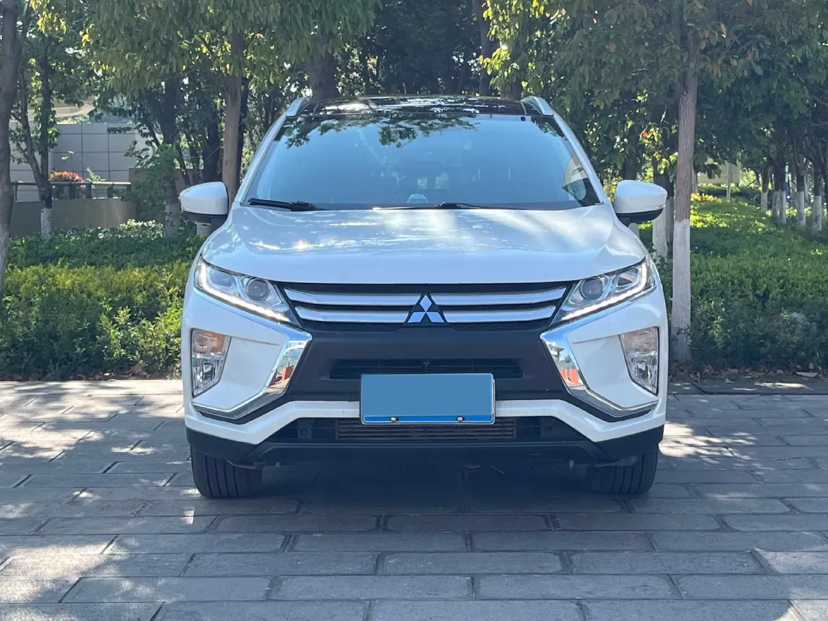 2018 Mitsubishi Eclipse Cross 1.5T 170HP L4 CVT,autocango,china used car exporter,china ev exporter,chinese used car exporter,chinese used ev exporter