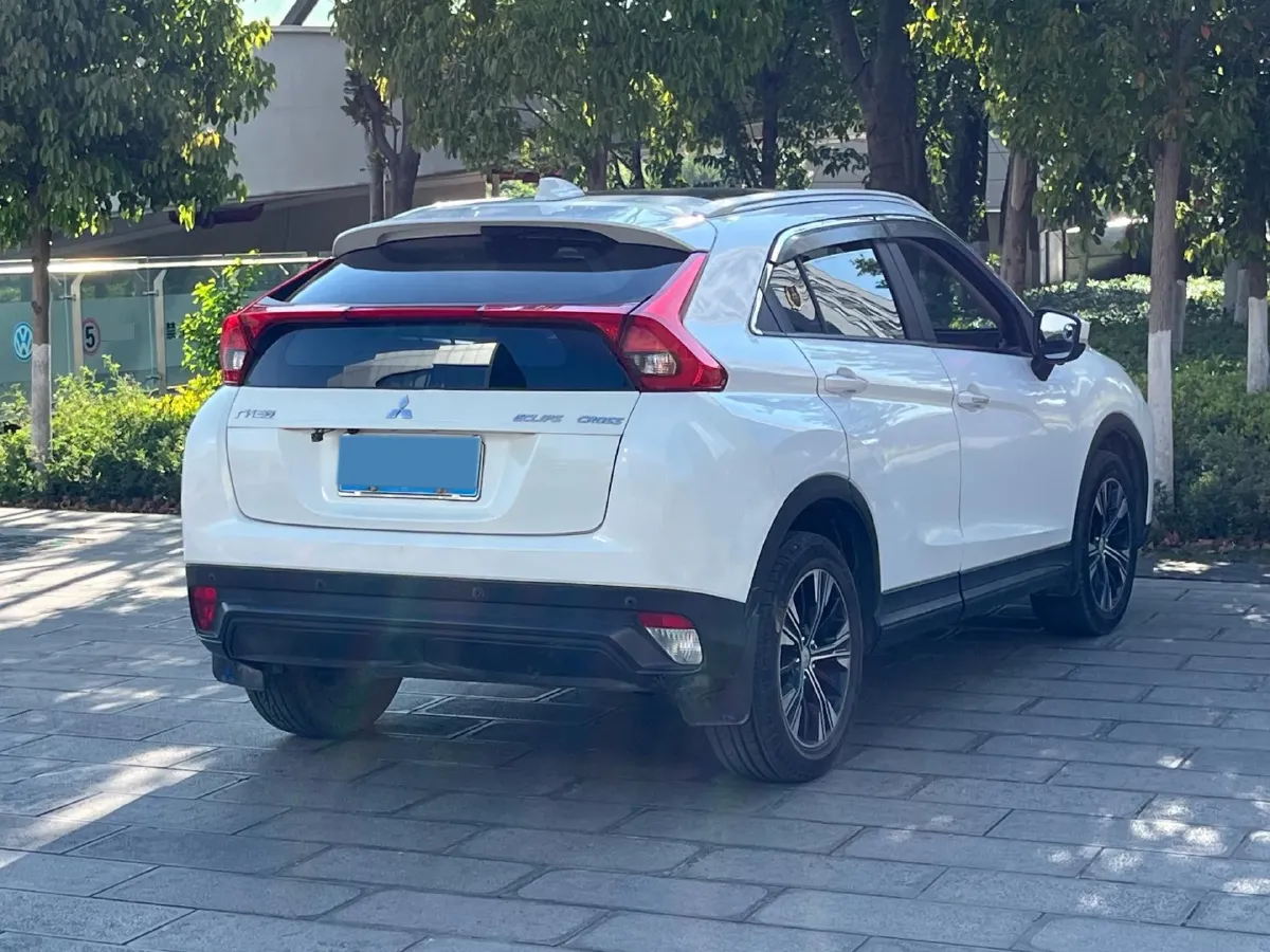2018 Mitsubishi Eclipse Cross 1.5T 170HP L4 CVT,autocango,china used car exporter,china ev exporter,chinese used car exporter,chinese used ev exporter