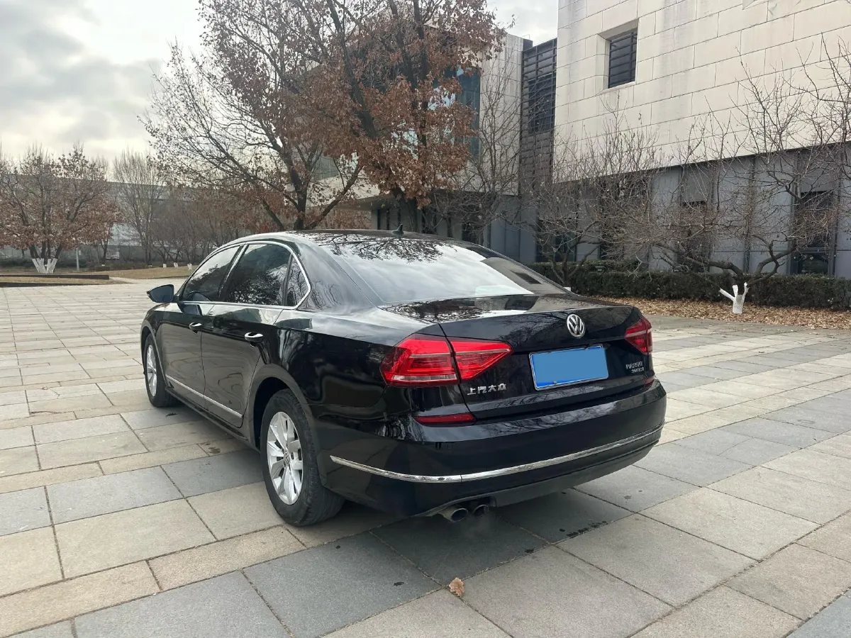 2015 Volkswagen Passat 1.8T 160HP L4 6AT,autocango,china used car exporter,china ev exporter,chinese used car exporter,chinese used ev exporter