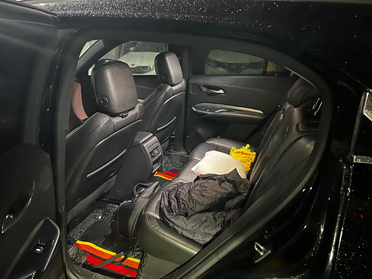 2020 Cadillac XT4 2.0T 241HP L4 9AT,autocango,china used car exporter,china ev exporter,chinese used car exporter,chinese used ev exporter