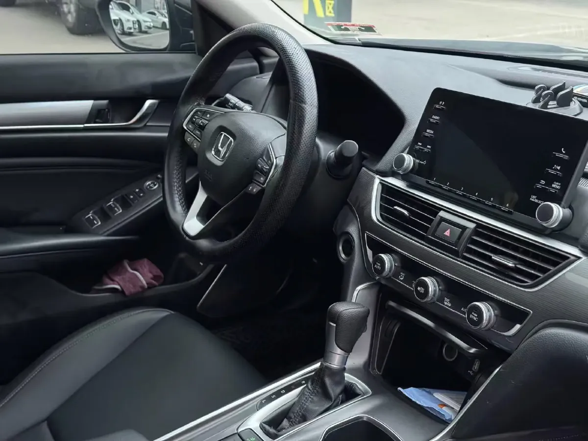 2021 Honda Accord 1.5T 194HP L4 CVT,autocango,china used car exporter,china ev exporter,chinese used car exporter,chinese used ev exporter