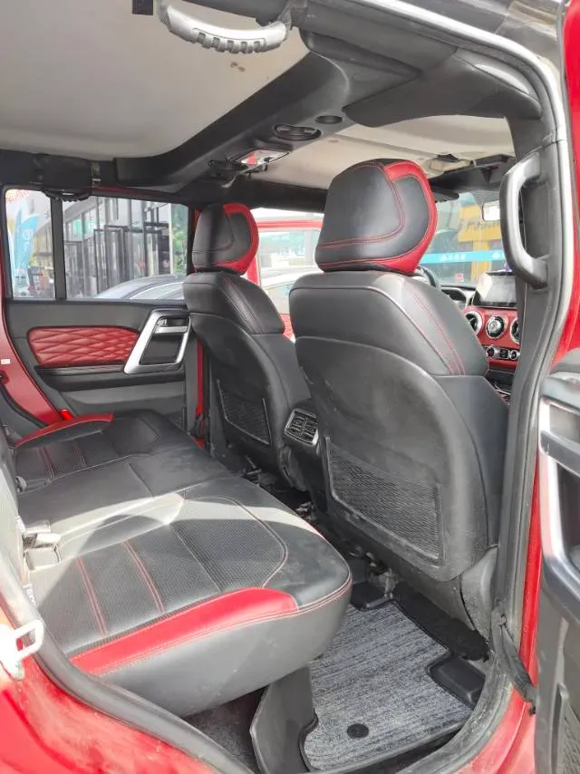 2021 Beijing BJ40 2.0T 163HP L4 8AT,autocango,china used car exporter,china ev exporter,chinese used car exporter,chinese used ev exporter