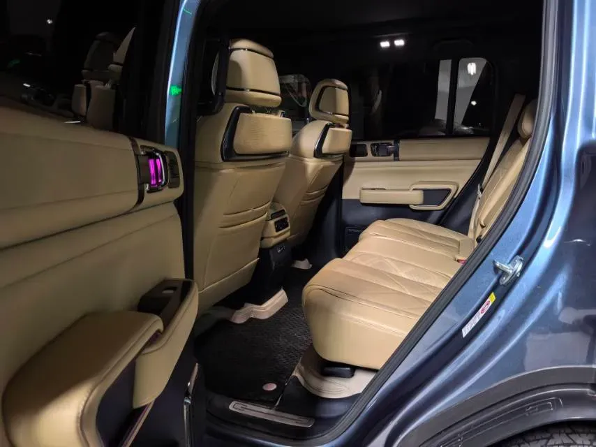 2023 Toyota Crown Kluger 2.5L 189HP L4 E-CVT Hybrid,autocango,china used car exporter,china ev exporter,chinese used car exporter,chinese used ev exporter