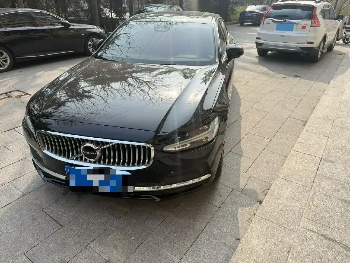2024 Volvo S90 2.0T 250HP L4 8AT,autocango,china used car exporter,china ev exporter,chinese used car exporter,chinese used ev exporter
