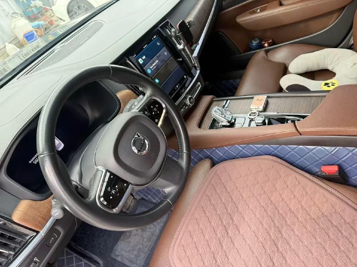 2024 Volvo S90 2.0T 250HP L4 8AT,autocango,china used car exporter,china ev exporter,chinese used car exporter,chinese used ev exporter