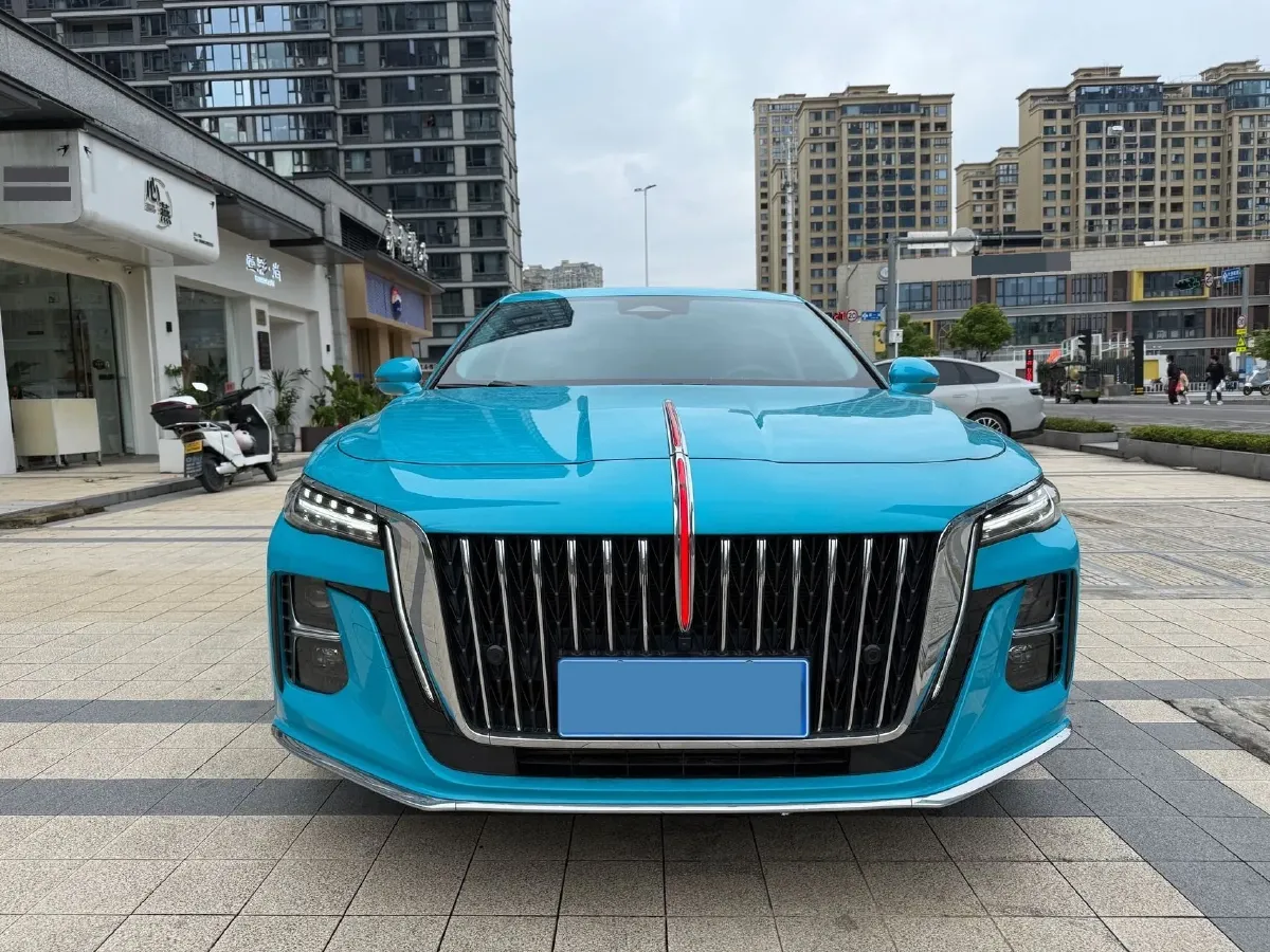 2024 HongQi H5 2.0T 224HP L4 8AT,autocango,china used car exporter,china ev exporter,chinese used car exporter,chinese used ev exporter