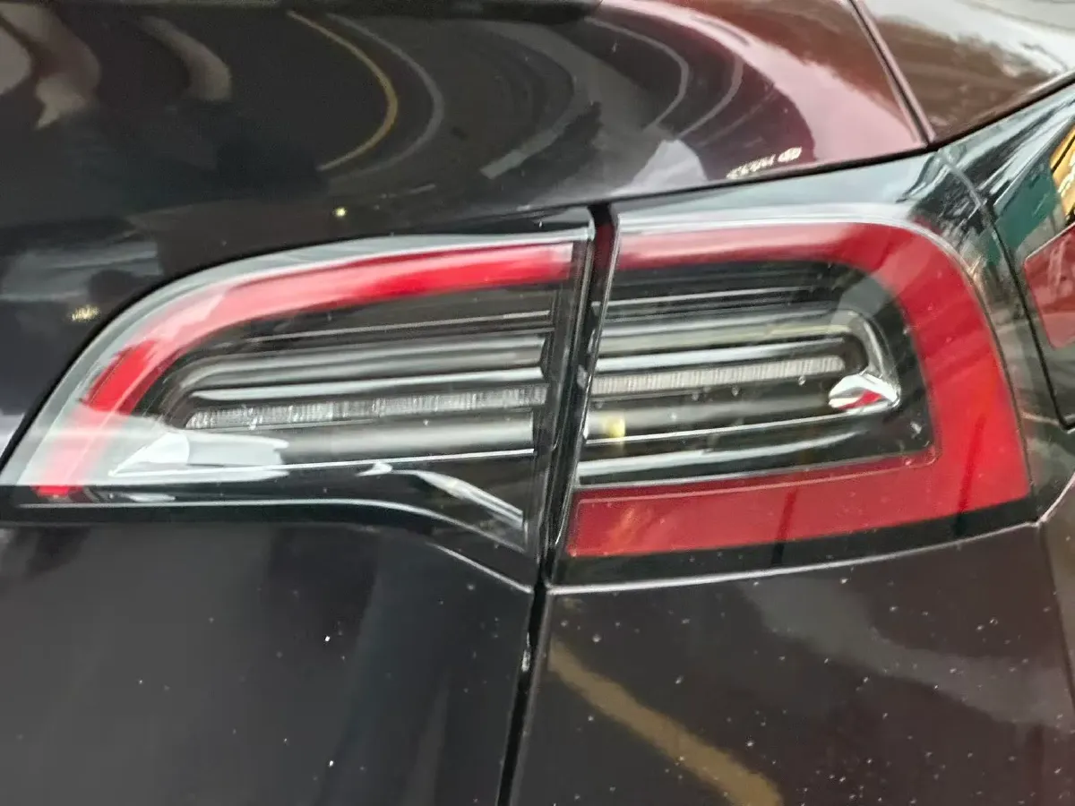 2022 Tesla Model Y BEV 60KWH,autocango,china used car exporter,china ev exporter,chinese used car exporter,chinese used ev exporter