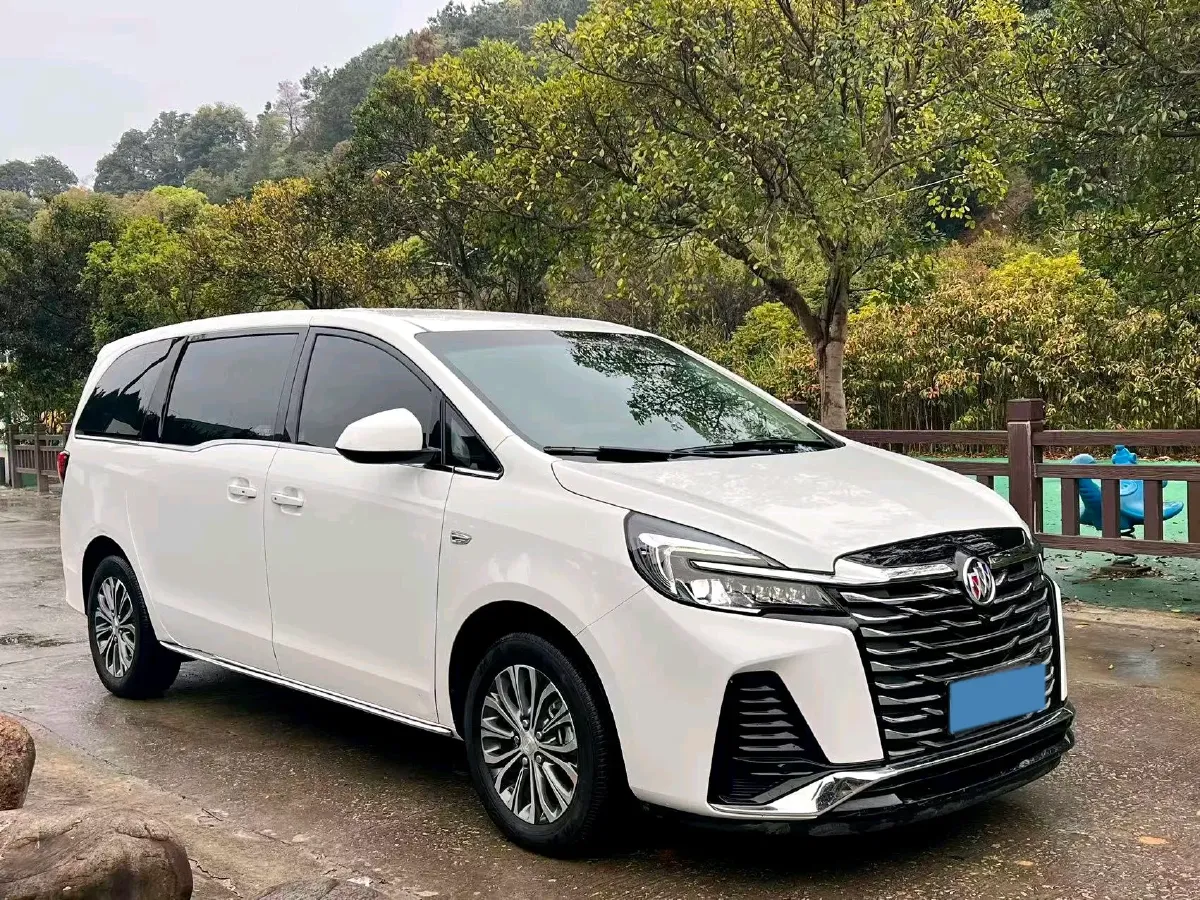 2023 Buick GL8 2.0T 237HP L4 9AT,autocango,china used car exporter,china ev exporter,chinese used car exporter,chinese used ev exporter