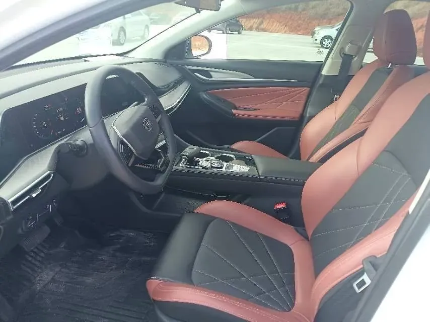 2021 ChangAn Eado 1.4T 160HP L4 7DCT,autocango,china used car exporter,china ev exporter,chinese used car exporter,chinese used ev exporter