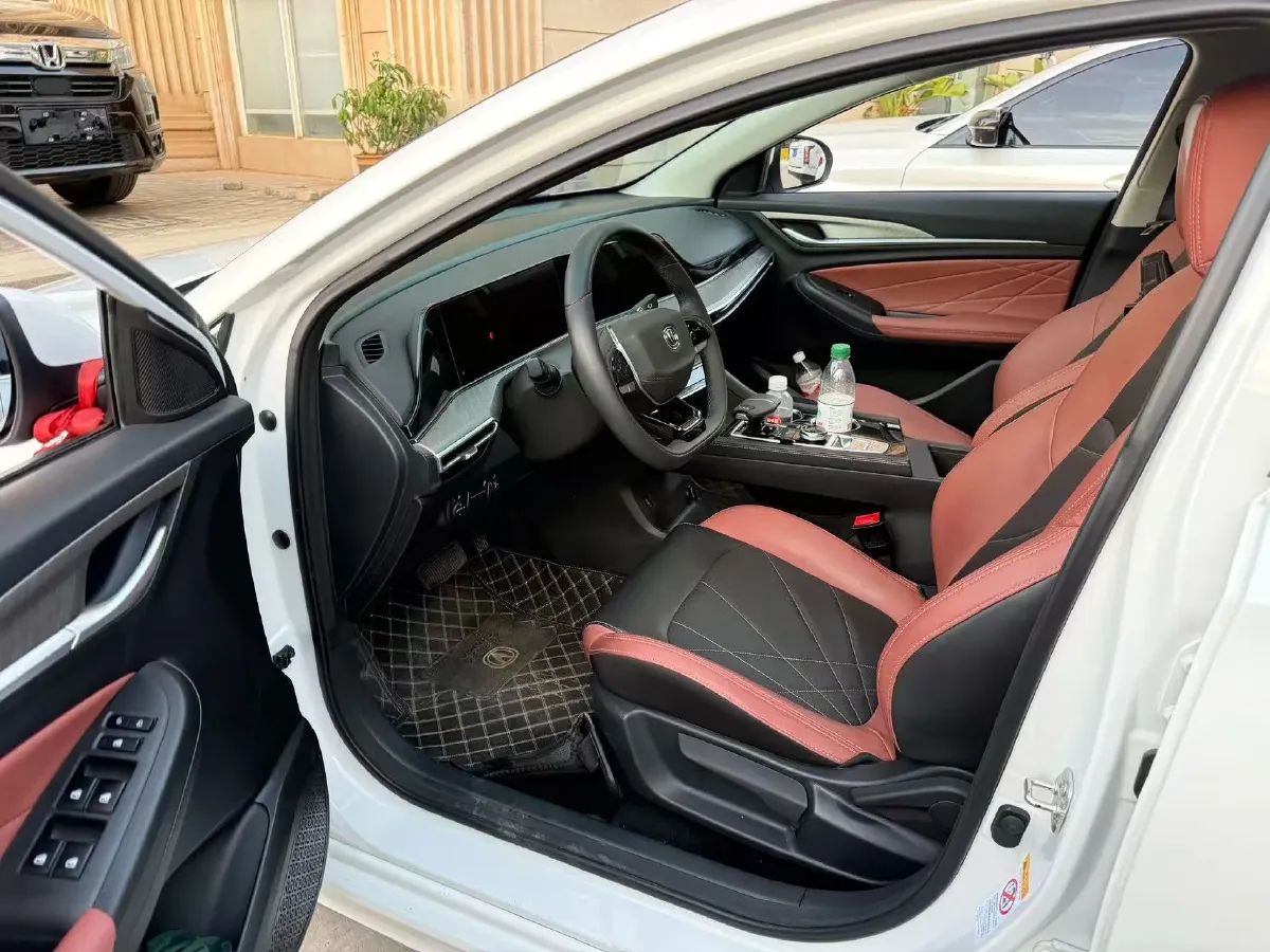 2021 ChangAn Eado 1.4T 160HP L4 7DCT,autocango,china used car exporter,china ev exporter,chinese used car exporter,chinese used ev exporter